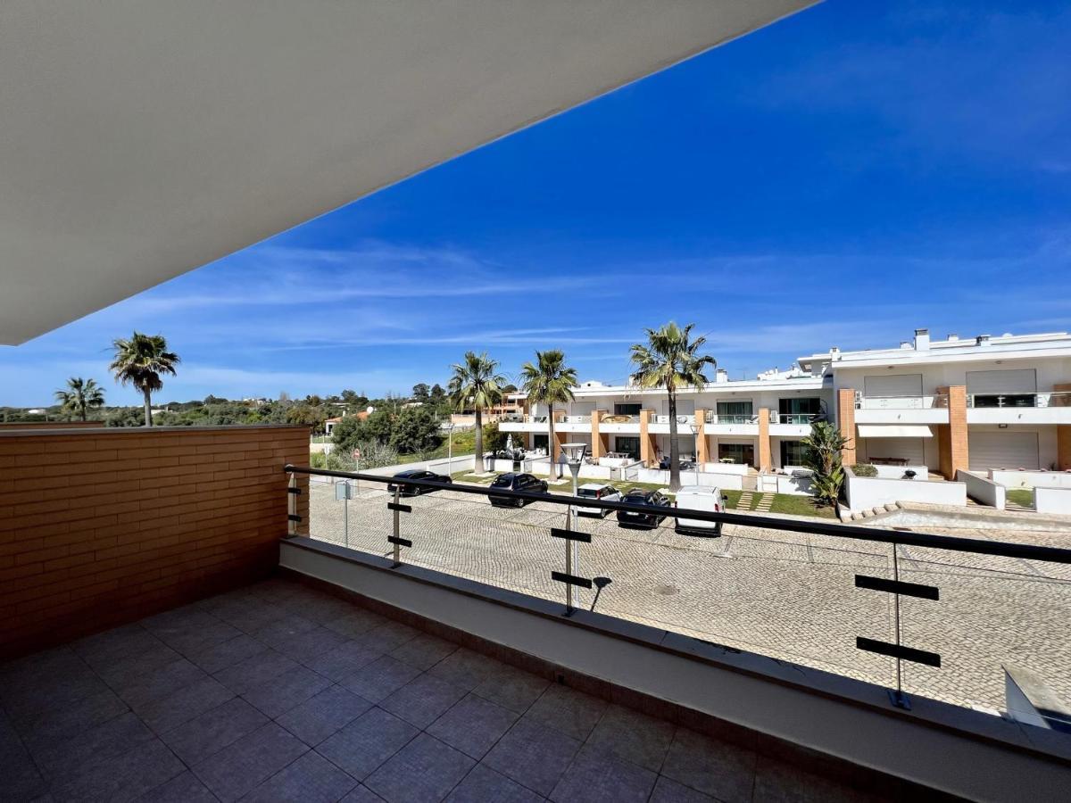Albufeira Garden Villa With Pool By Homing Kültér fotó